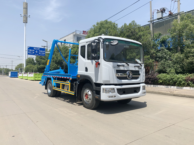 東風(fēng)D9    10方  擺臂式垃圾車