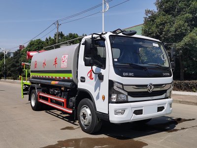 東風(fēng)D7   8立方   多功能抑塵車